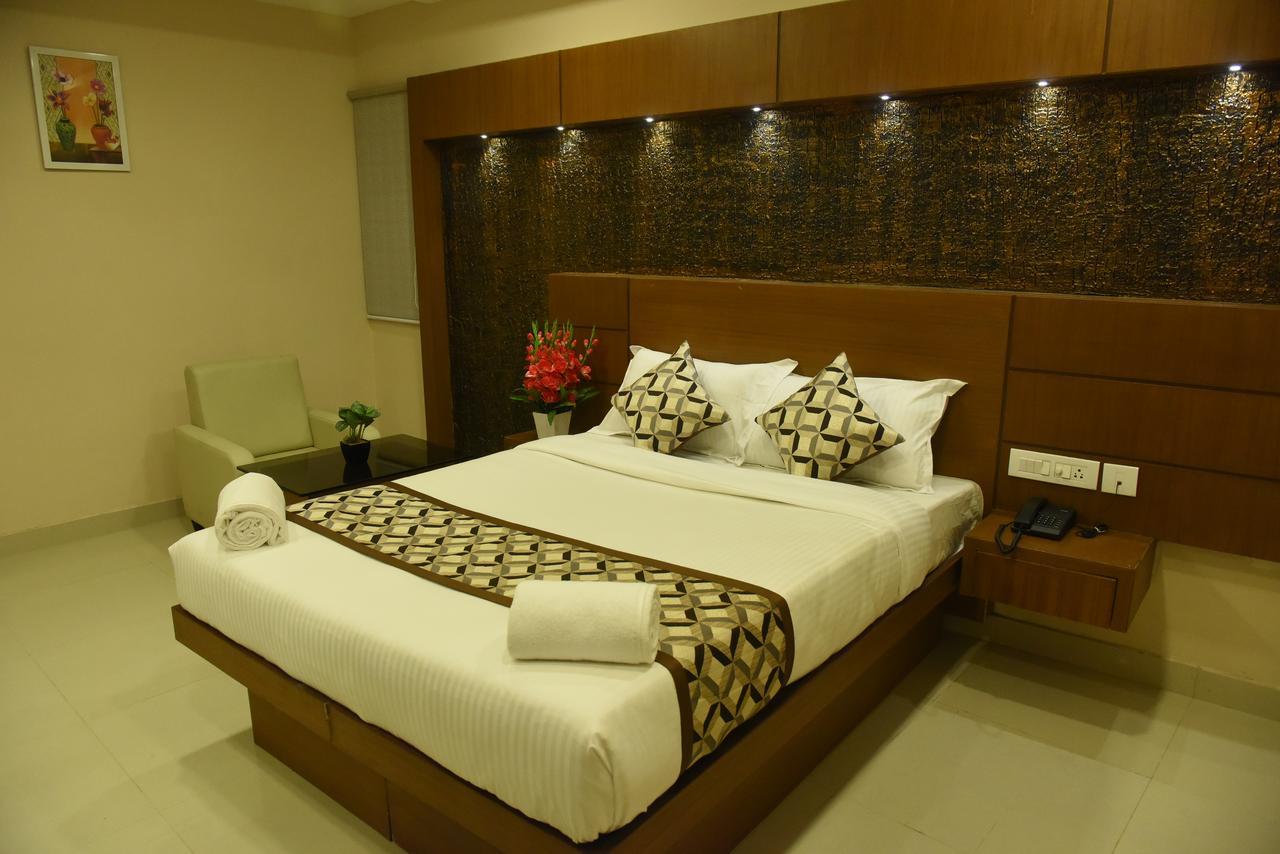 The Hydel Park - Business Class Hotel - Near Central Railway Station Τσενάι Εξωτερικό φωτογραφία